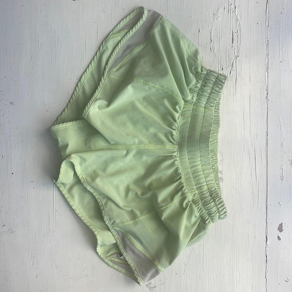lululemon hotty hot shorts 25’’
